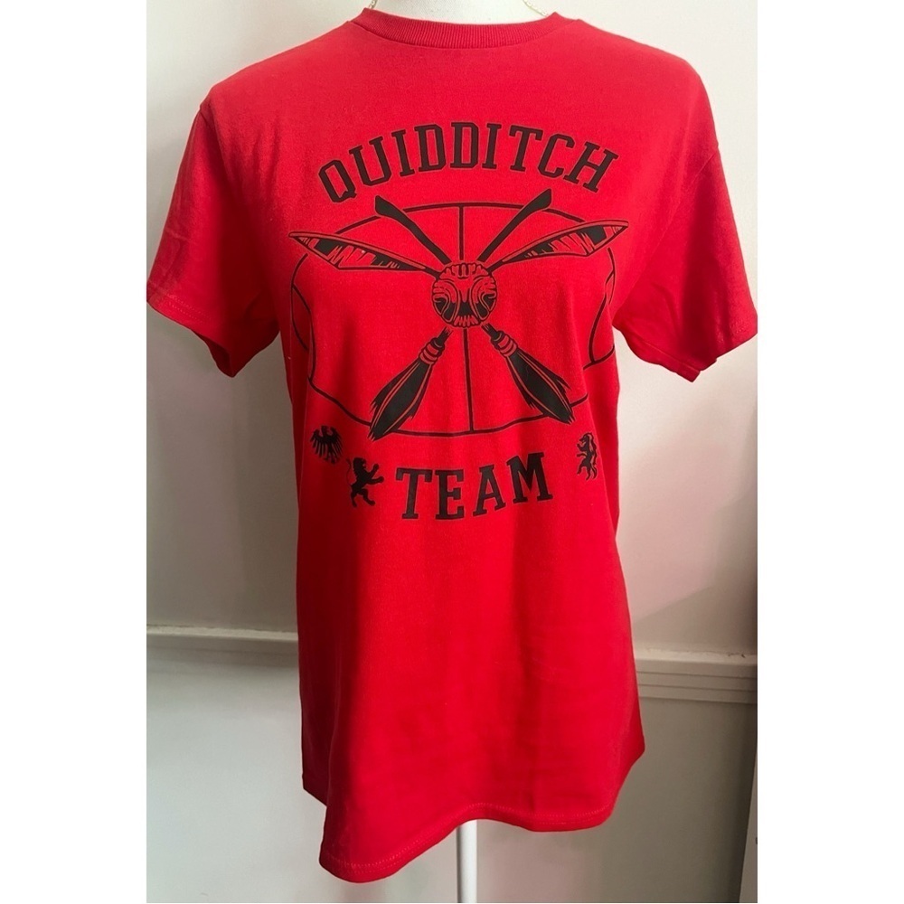 Quidditch Team Red T-Shirt Short Sleeve Harry Potter Style